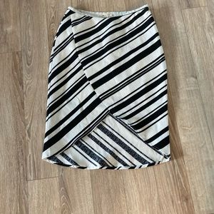 5 for $25! Cute high-low midi skirt